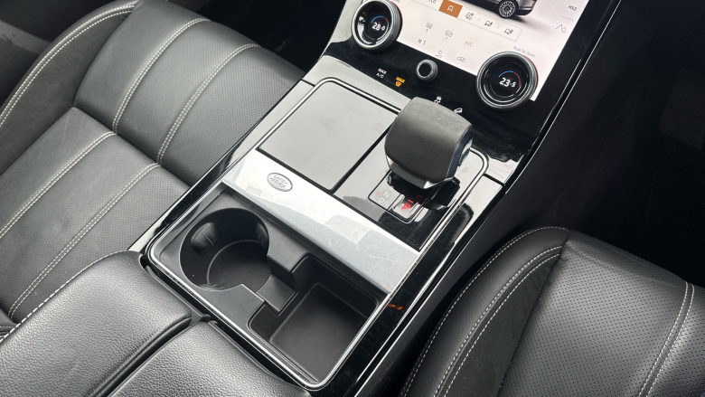 Land Rover Range Rover Velar 2.0 D200 Edition 5dr Auto Diesel Estate